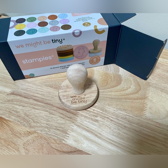 NWOT! We Might Be Tiny Colorful Kids Cookie Baking & Craft Animal Stamps - Picture 9 of 16